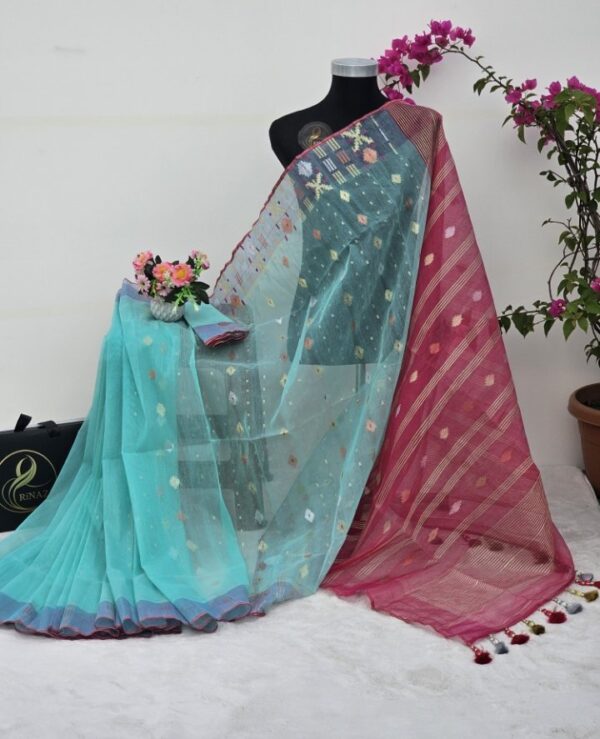 Jamdani saree