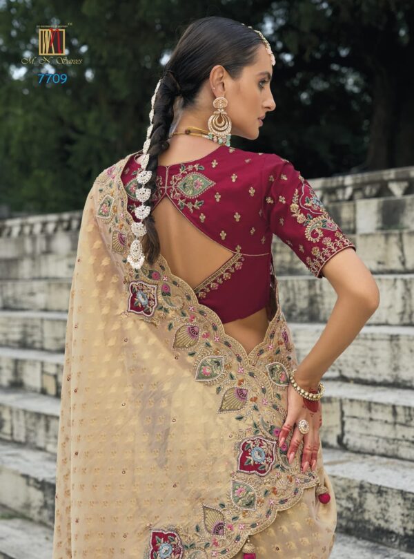 Cream Kanjivaram Silk Designer Traditional Saree